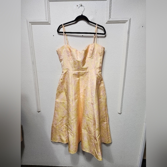 Lulus Meet for Tea Yellow Jacquard Bustier Midi Dress With Pockets XL Wedding - Picture 6 of 12